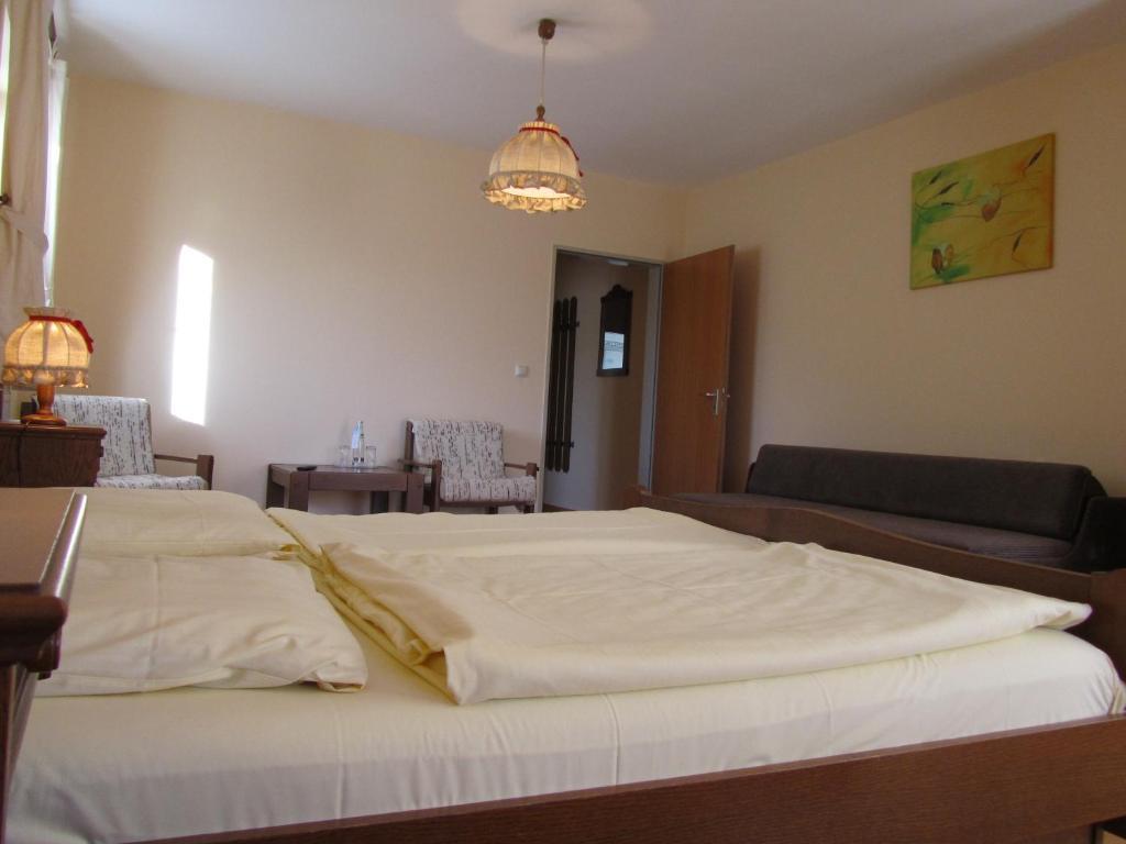 Hotel Gasthof Humplbraeu Wolfratshausen Quarto foto